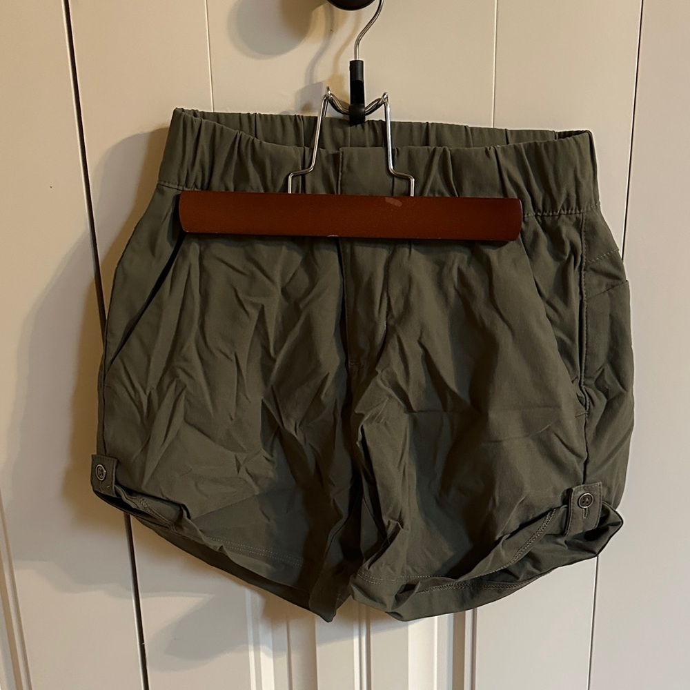 Columbia shorts